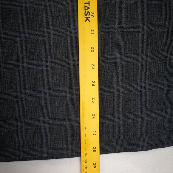 Banana Republic Men's Size Large Dark Grey Plaid Short Sleeve Polo Shirt - Picture 9 of 9